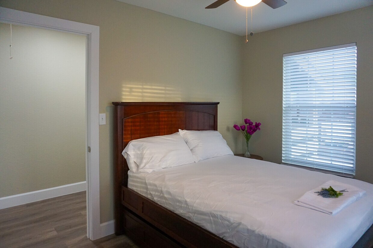 Foto principal - 3703 Market St