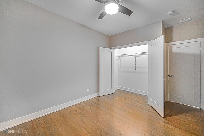 Building Photo - 1734 W 21st Pl