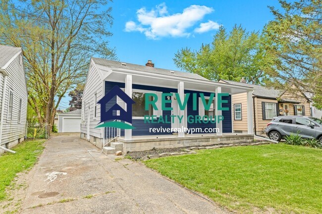 Building Photo - 20481 Delaware Ave