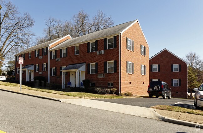 Foto del edificio - Smallwood Apartments