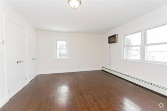 Building Photo - 65 Dunston Ave