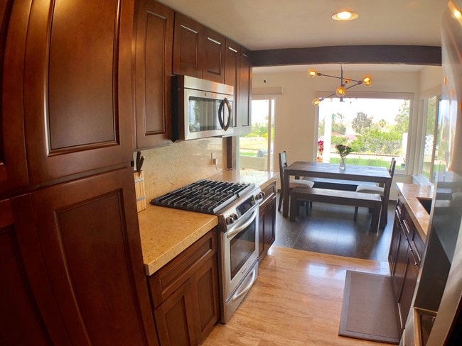 Building Photo - 29582 Colebrook Dr