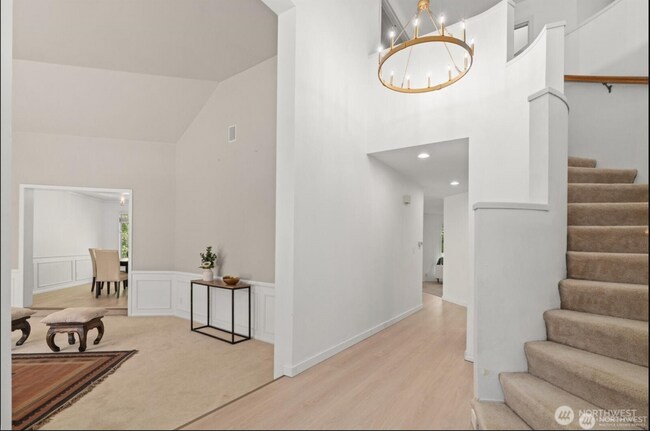 Foto del edificio - Beautifully Renovated 5-Bedroom Home in Abbey Road