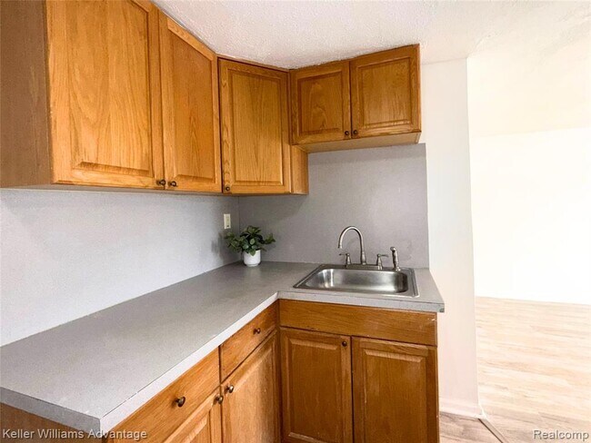 Foto del edificio - 29222 Grand River Ave