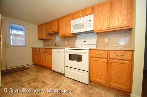 Foto del edificio - 1327 Cedar St