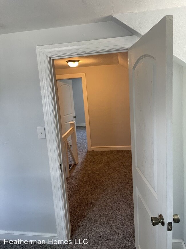 Building Photo - 4 br, 2 bath House - 8 Ansell Avenue