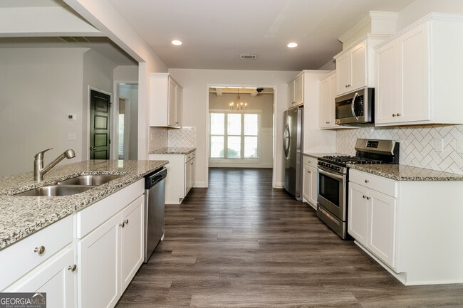 Building Photo - 657 Overlook Gln Dr