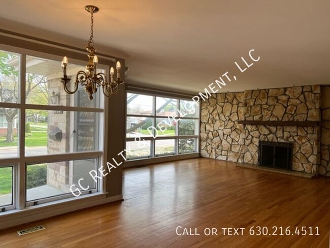 Building Photo - 1836 Belleview Ave
