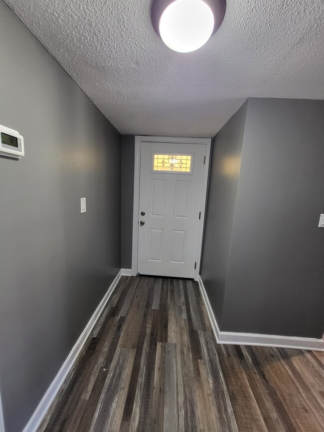 Building Photo - 7510 Camarina Calle