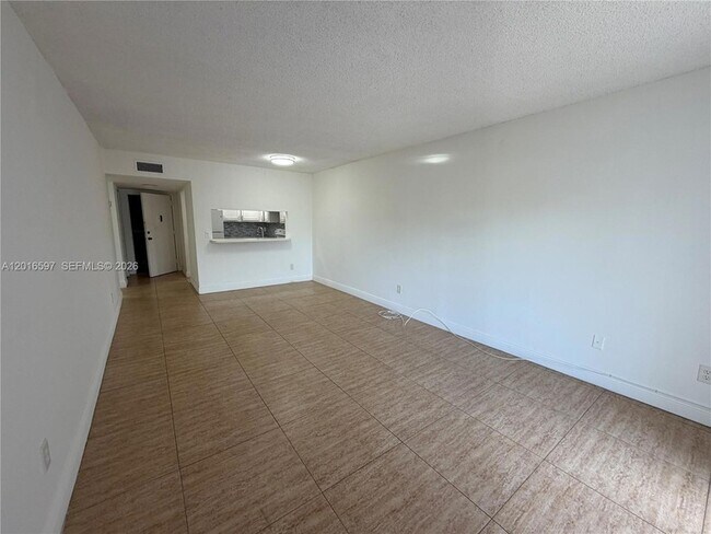 Foto del edificio - 13685 NE 10th Ave