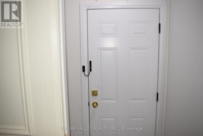 Building Photo - 56 Chelliah Ct