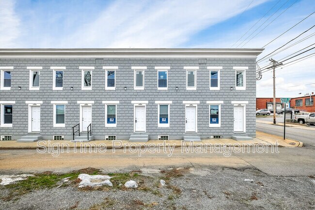 Building Photo - 185-199 Berkson Ave