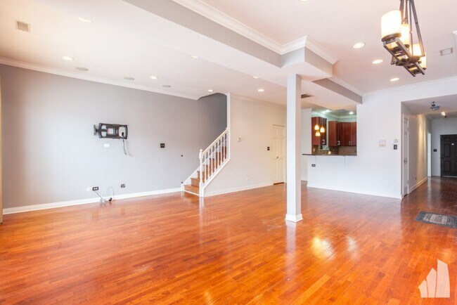 Foto del edificio - 4353 S Indiana Ave