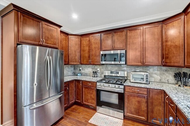 Foto del edificio - 7530 Dunollie Dr