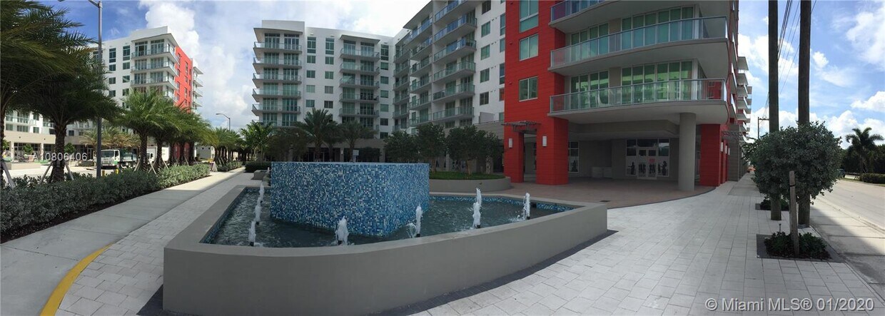 Foto principal - 7661 NW 107th Ave