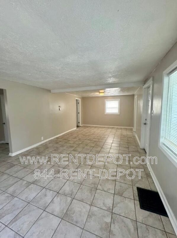 Foto del edificio - 1021 Vanderburgh Ave