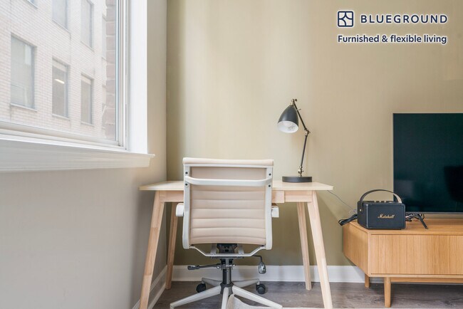 Foto del edificio - 2140 L St NW