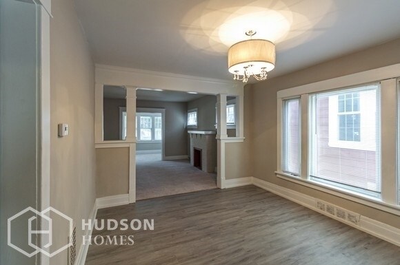 Building Photo - NOW AVAILABLE! - 27 ATHOL ST Unit 1, Buffa...