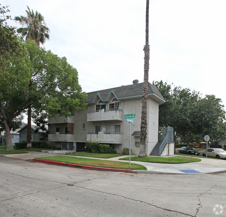 Foto principal - 1424-1426 Hollywood Way