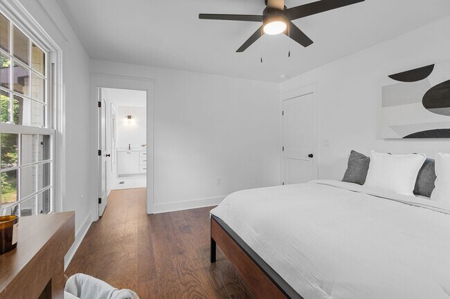 Building Photo - 4837 Matterhorn Dr