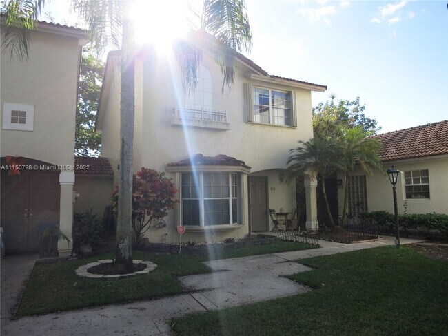Foto del edificio - 811 NW 108th Terrace