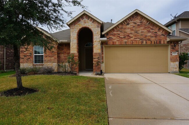 Building Photo - 23723 Lucas Creek Dr