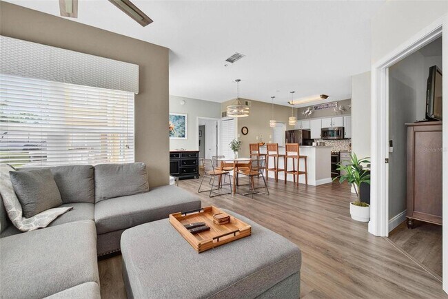 Foto del edificio - 10764 70th Ave N