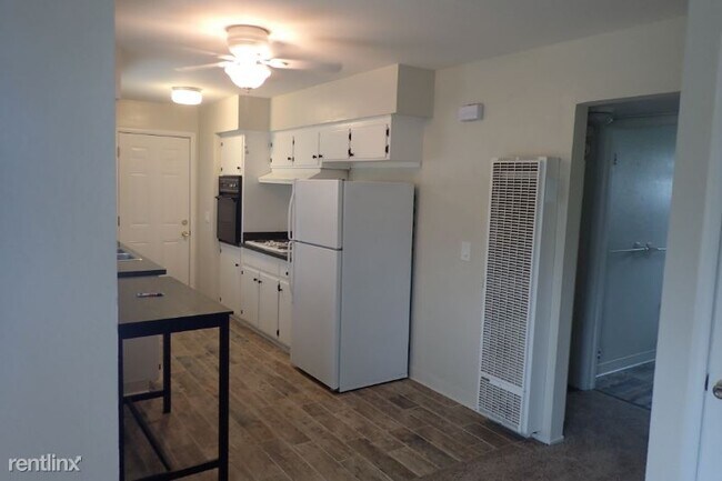 Building Photo - 2 br, 1 bath House - 610 Decatur St