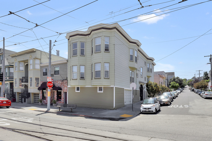 Primary Photo - Beautiful Upper Noe apartment
