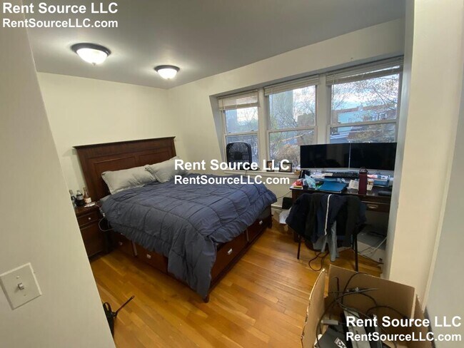 Foto del edificio - 8A Hingham St. Unit 6A