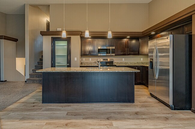 Foto del edificio - 3717 McKenzie Dr SE