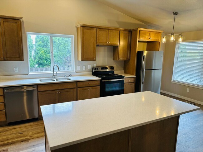 Foto del edificio - 710 SE 135th Ct