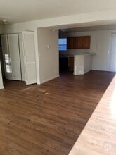 Building Photo - 1229 Glenridge St