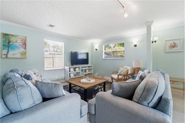 Foto del edificio - 1424 Willow Rd