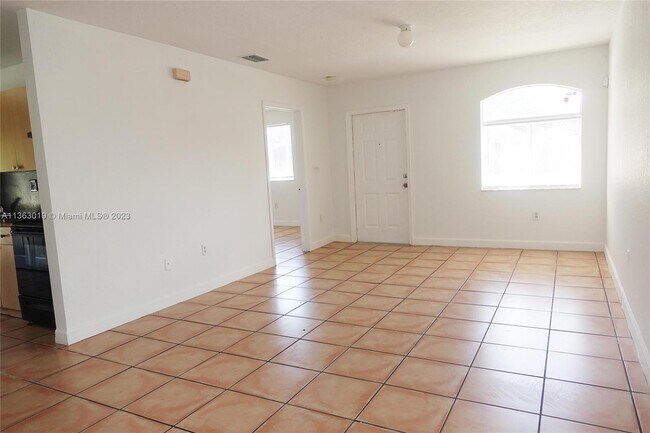 Building Photo - 10101 W Indigo St