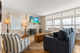 Building Photo - 12 Harris Ave Building Photo - 12 Harris Ave