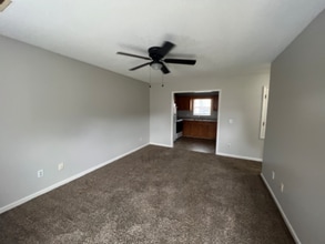 Building Photo - 317 Caswell St