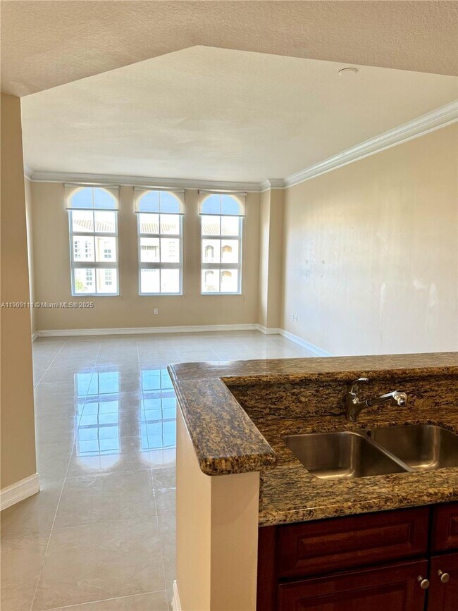 Foto del edificio - 3001 NE 185th St