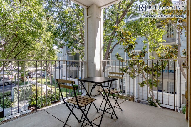 Building Photo - 1850 Nantucket Cir