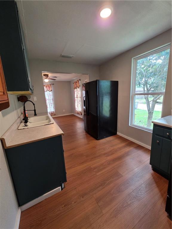 Foto del edificio - 404 Havens St