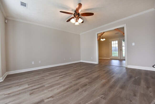 Foto del edificio - 1038 Dekalb St