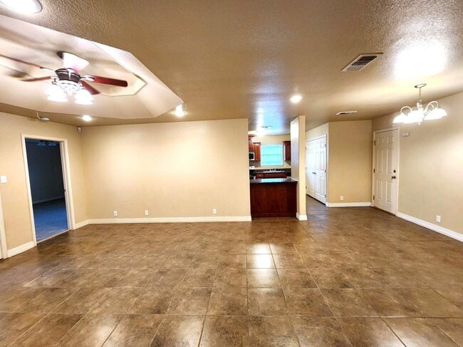 Building Photo - 204 Javier Dr