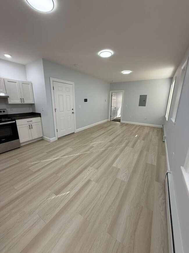 Photo - 17-19 Cabot St - 17-1 Apartment