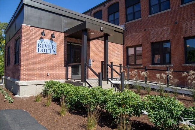 Building Photo - 1110 Central Ave