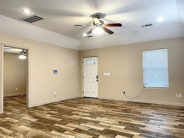 Building Photo - 1527 S Chandler Ave