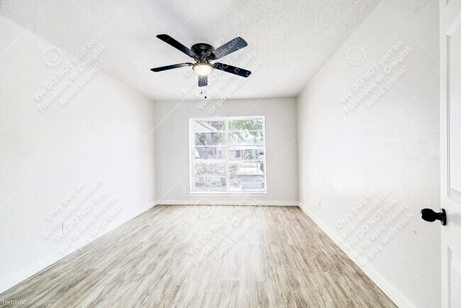 Foto del edificio - 3 br, 2 bath House - 1106 E Rutgers Ln