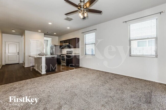 Foto del edificio - 11316 E Cliffrose Ln