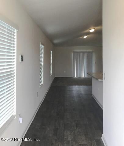 Foto del edificio - 8189 Meadow Walk Ln