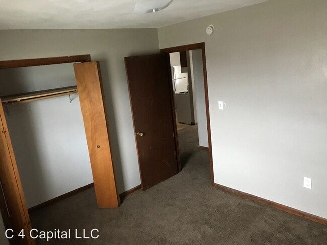 Foto del edificio - 258-260 Southampton Dr