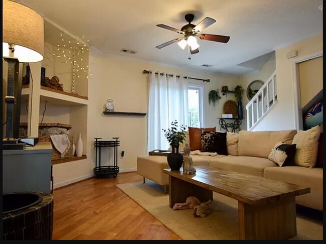 Foto del edificio - 1476 Tenbury Dr